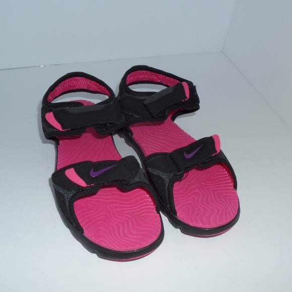 nike santiam sandals